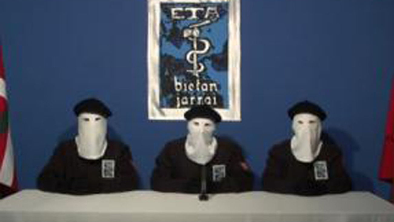 ETA anuncia el "cese definitivo" de su actividad armada, segun el diario Gara