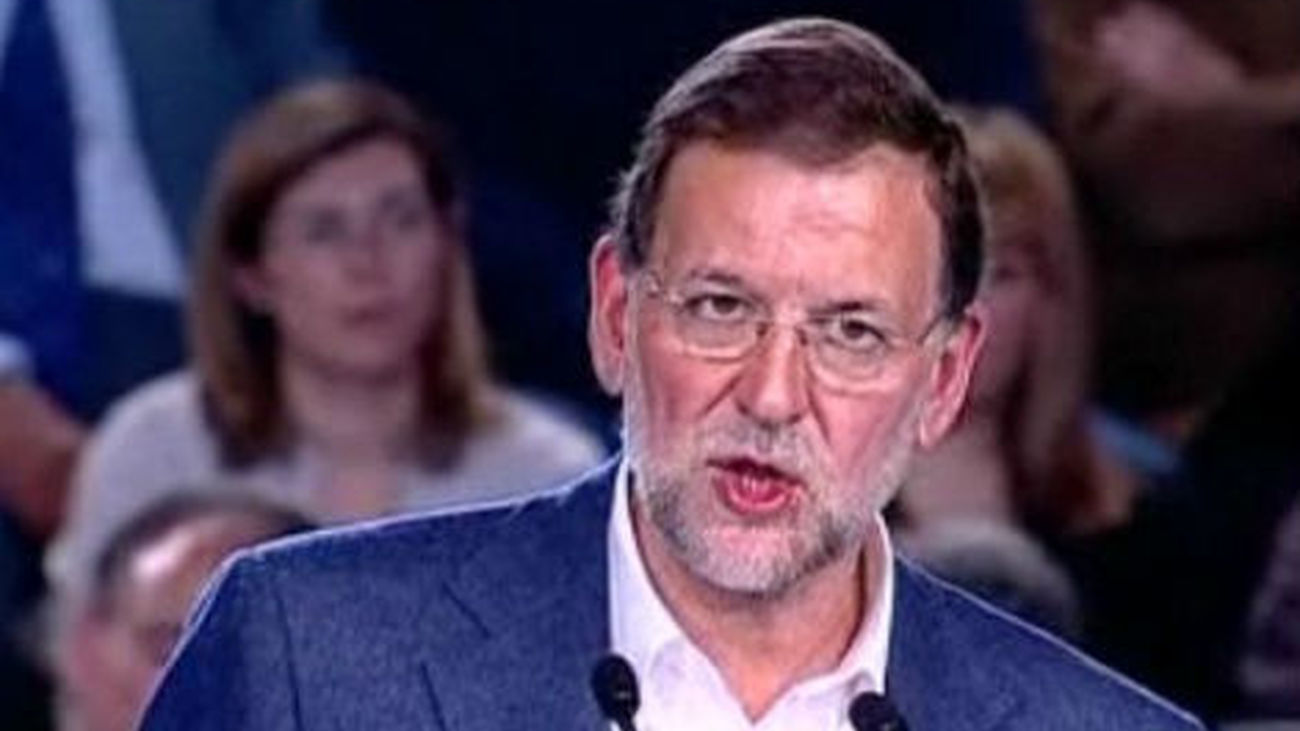 Rajoy reclama serenidad, "grandeza" y unión de los demócratas tras el anuncio