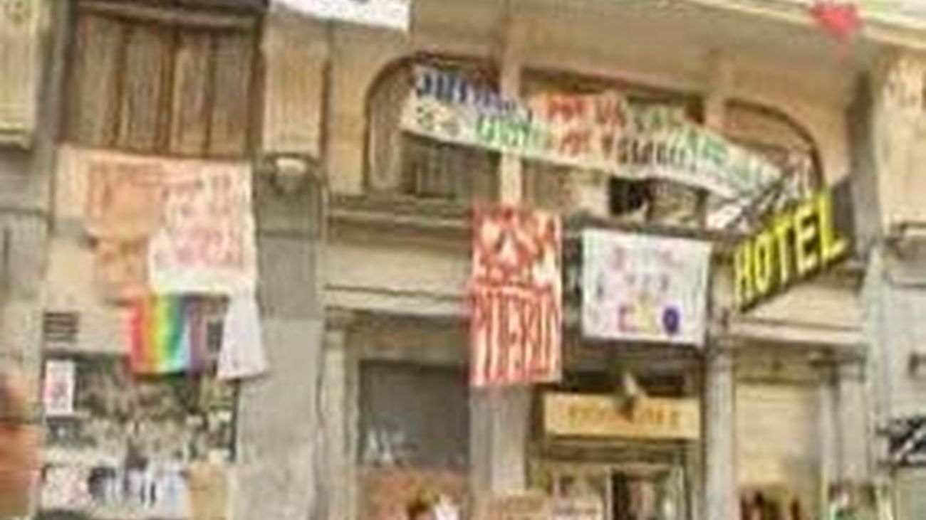 El Hotel Madrid cumple una semana 'ocupado' por grupos antisitema