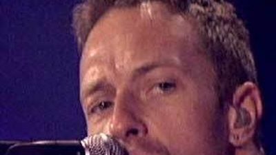 Coldplay, "triunfando bajo la lluvia"