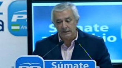 Arenas: "Le pido a Griñán que nos diga qué hay en  los cajones, y mejor hoy que después de las elecciones"