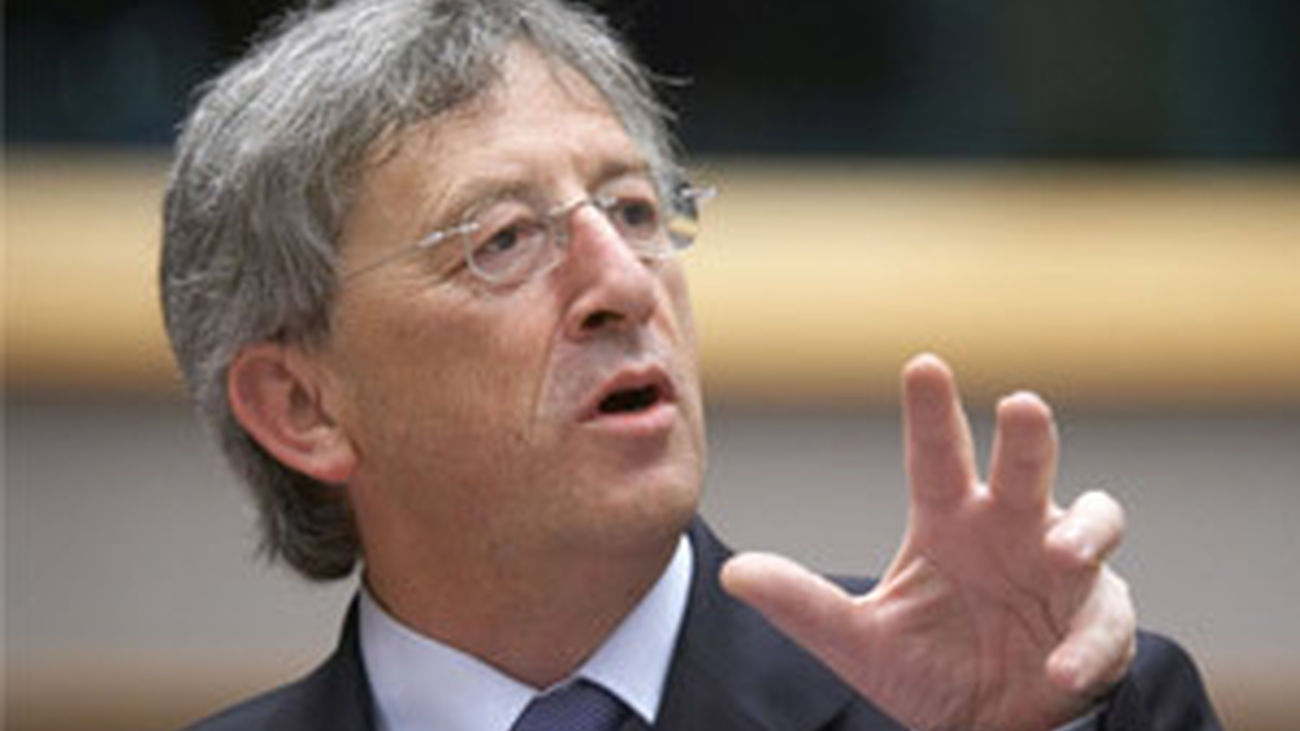 El Eurogrupo da dos años más a Atenas, hasta 2016, para corregir el  déficit excesivo