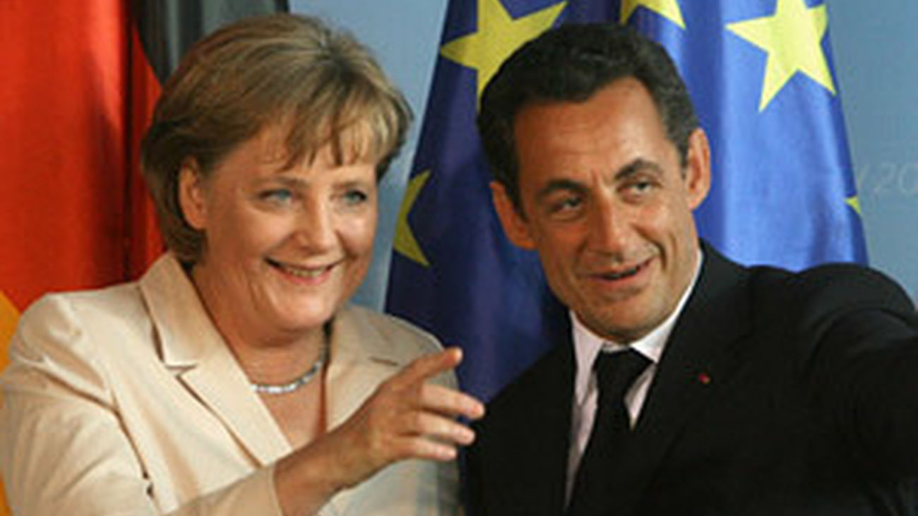 Merkel y Sarkozy analizan la crisis griega