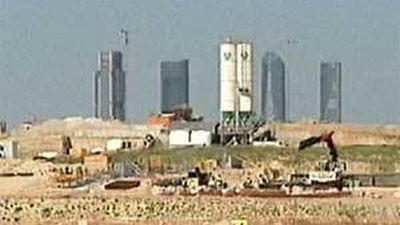 La Comunidad reconoce que trabaja en el proyecto para crear un  macrocentro de ocio en Valdebebas