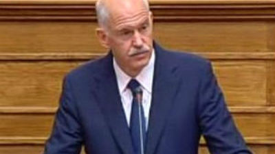 Papandreu retira el referéndum a cambio de un Gobierno de concentración