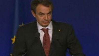 Zapatero ve conveniente el acuerdo PSOE-PP ante la persistencia de la crisis