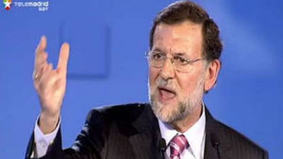 Rajoy se erige como el cambio "urgente"  para ganar la batalla a la crisis