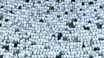 Los musulmanes celebran el día grande de la peregrinación a La Meca