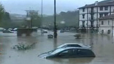 Un total de 16 provincias estarán hoy en alerta por  lluvias, tormentas, vientos y fenómenos costeros