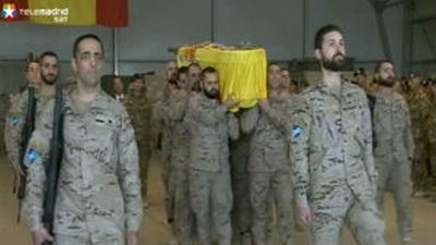 Llegan a Madrid los restos mortales del sargento muerto en Afganistán