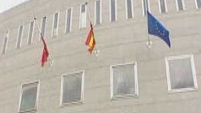 El Pleno de Parla aprueba revocar los despidos en el Ayuntamiento