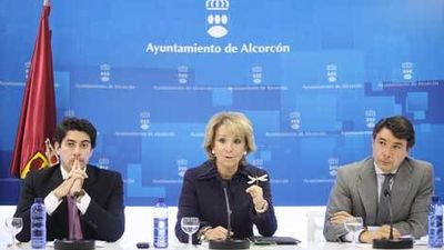 La Comunidad consulta a los ayuntamientos sobre la eliminación de las licencias de obra y actividad
