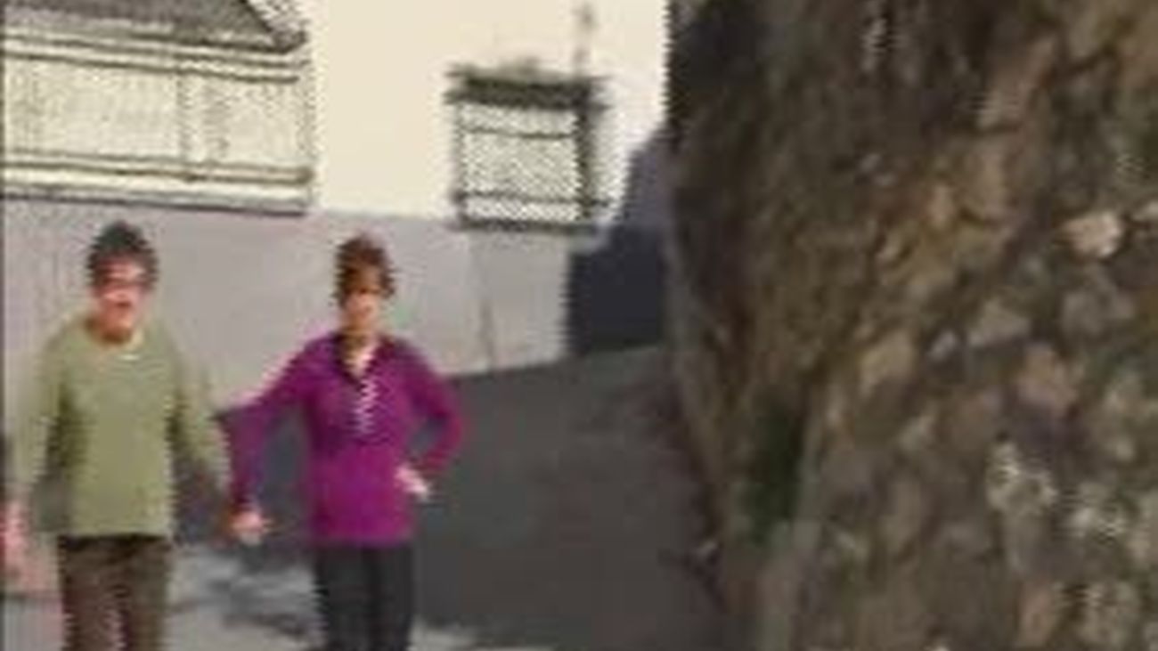 Encuentra una cartera con 16.000 euros y devuelve el dinero a sus dueños