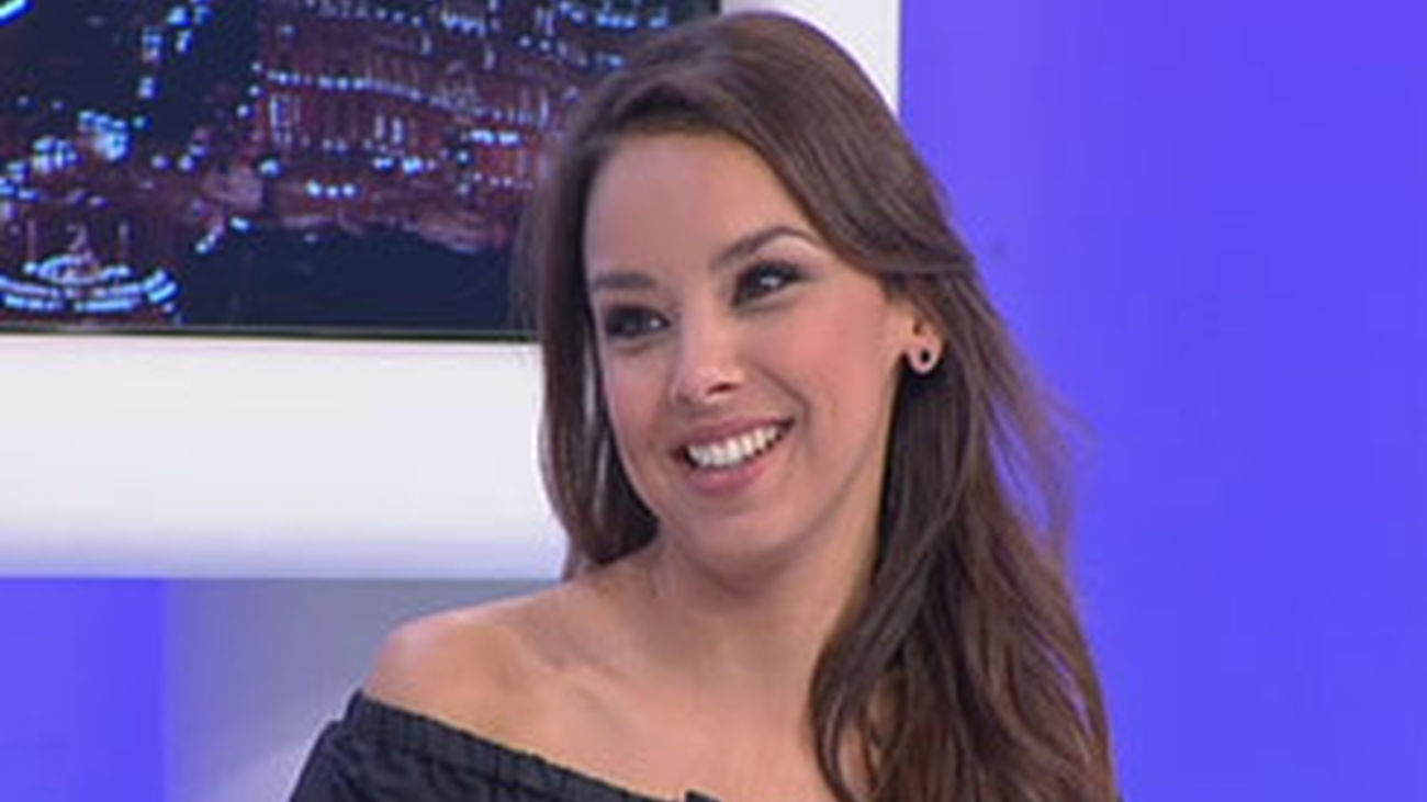 Chenoa más sensual que nunca en Madrid Directo