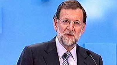 Rajoy pide el voto mayoritario al PP para crear confianza en España y el exterior