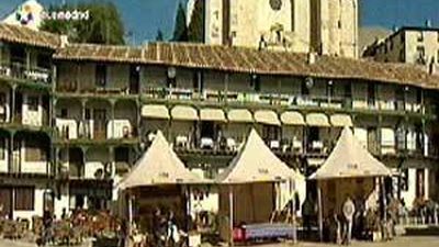 Pinchos y cócteles en la I Feria de la Tapa  de Chinchón