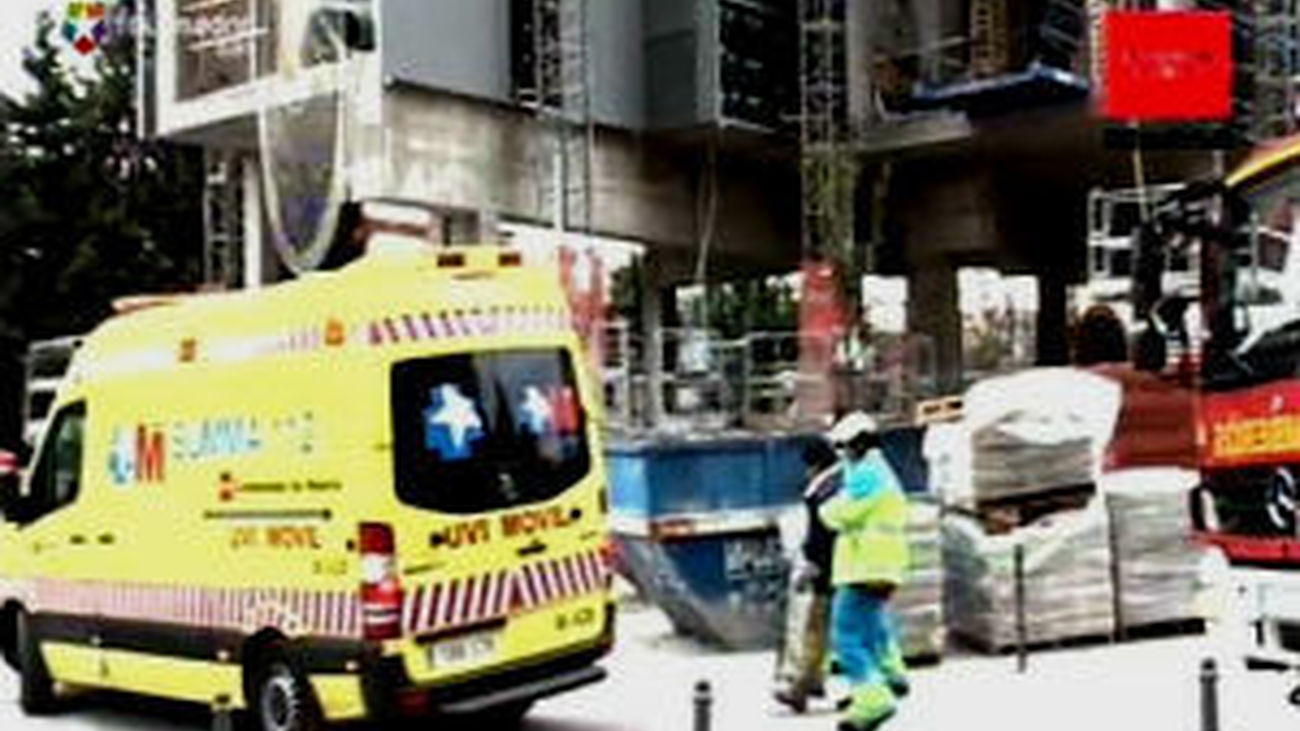 Muere un obrero en Coslada al caerle encima una carga pesada desde un undécimo piso