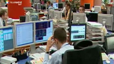 La prima de riesgo española marca un nuevo récord al cerrar en 455 puntos