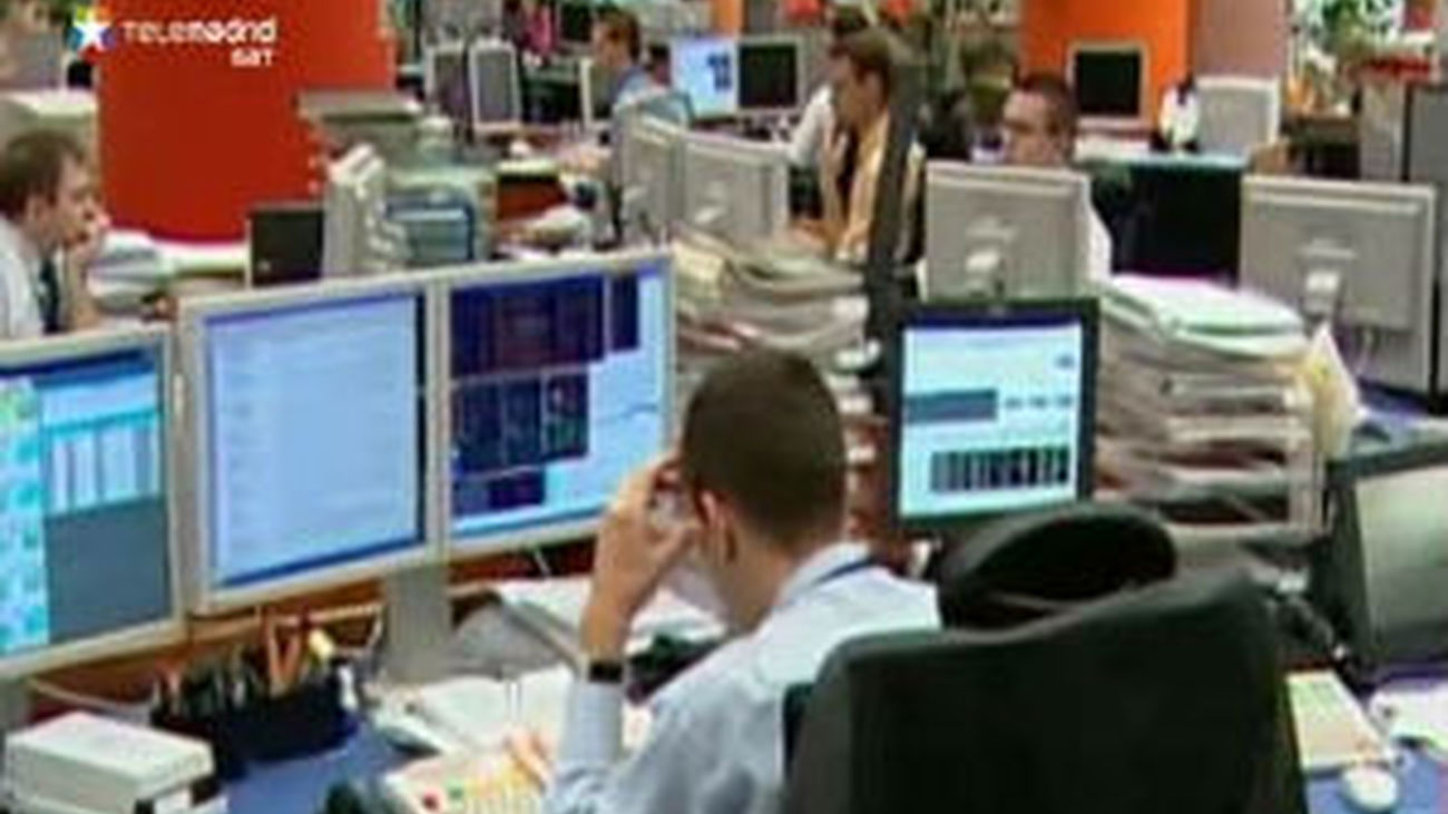 La prima de riesgo española marca un nuevo récord al cerrar en 455 puntos