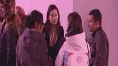 Los fieles de Versace inundan las tiendas de H&M en Madrid