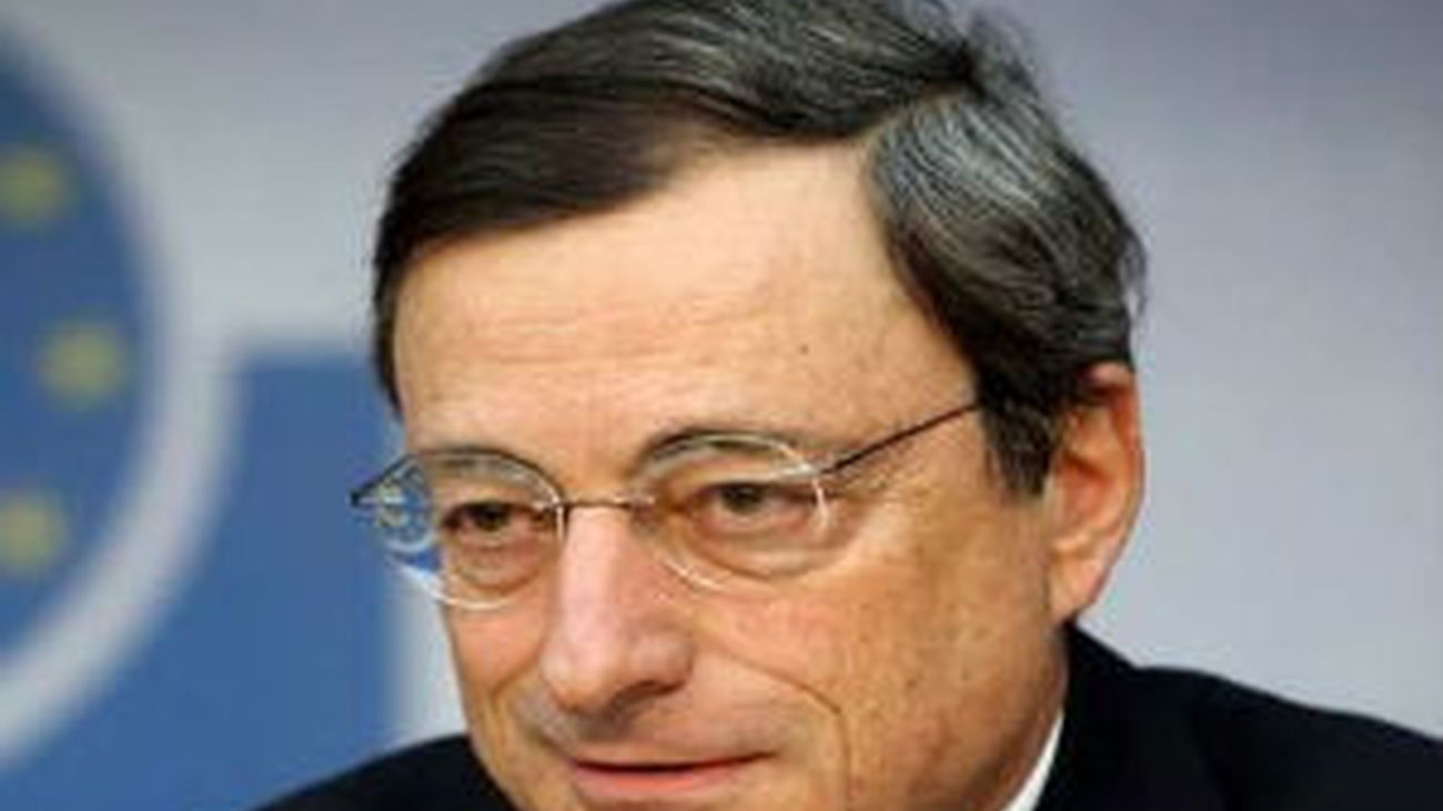 El presidente del BCE urge a los gobiernos a implementar los acuerdos de las cumbres