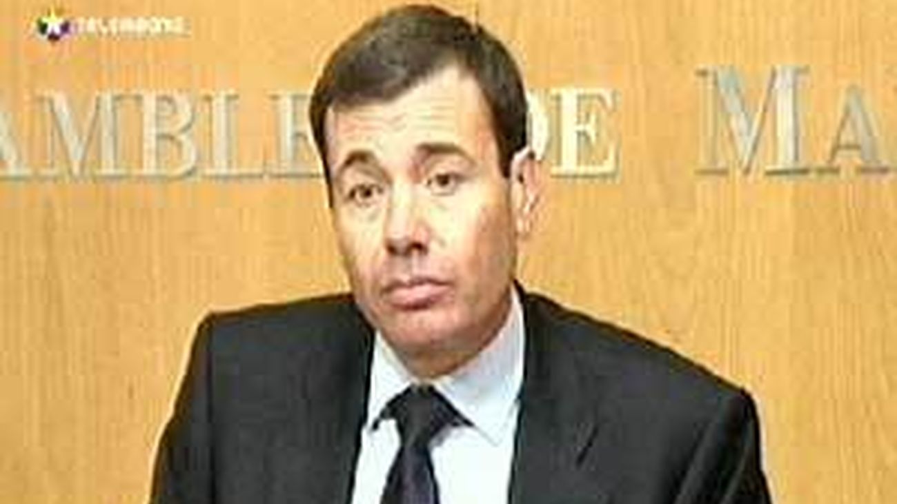 Gómez pide primarias para elegir al líder del PSOE