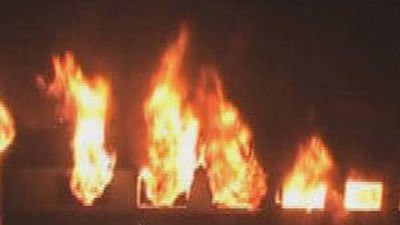 Siete personas mueren en un incendio de un tren, en India