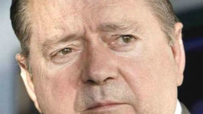 El Gobierno indulta al consejero delegado  del Banco Santander, Alfredo Sáenz