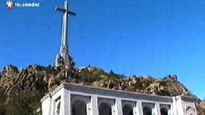 El Gobierno en funciones se despide con el  propósito de desenterrar los restos de Franco