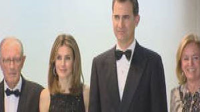 Los Príncipes de Asturias presiden la entrega de Premios Mariano de Cavia