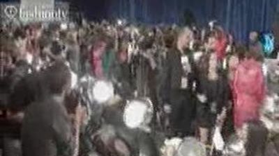 Miranda Kerr deslumbra en el desfile anual de Victoria's Secret