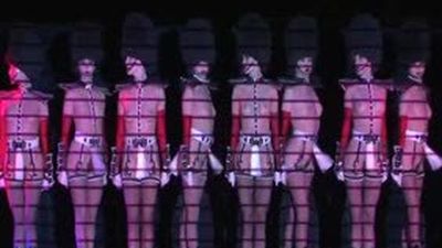 El cabaret Le Crazy Horse de París desembarca en Madrid