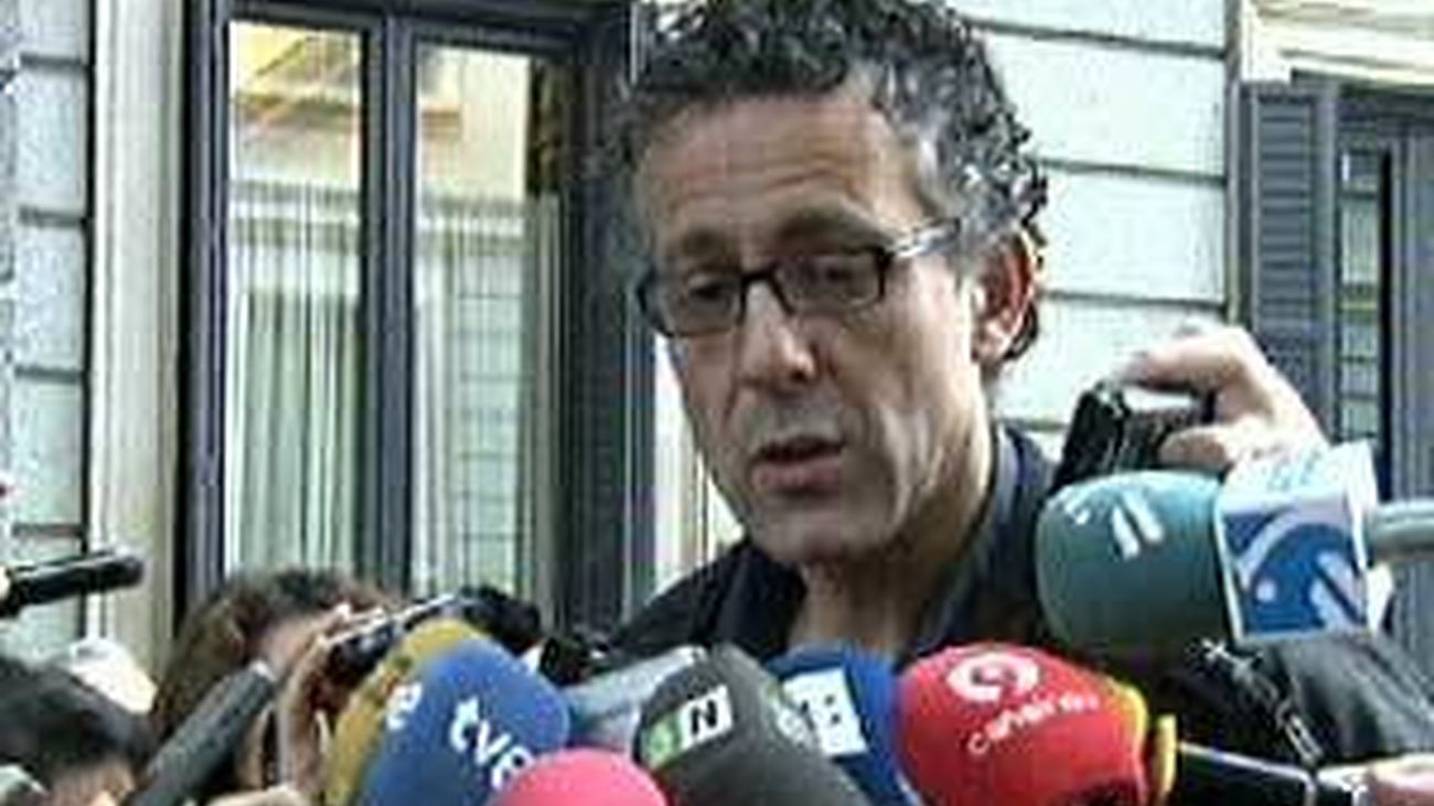 Amaiur pide al PP y a Rajoy "coraje" para permitirles tener grupo propio en el Congreso