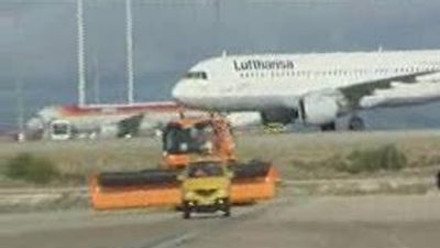 Una gran nevada no cerraría Barajas, pero reduciría su operatividad a mínimos