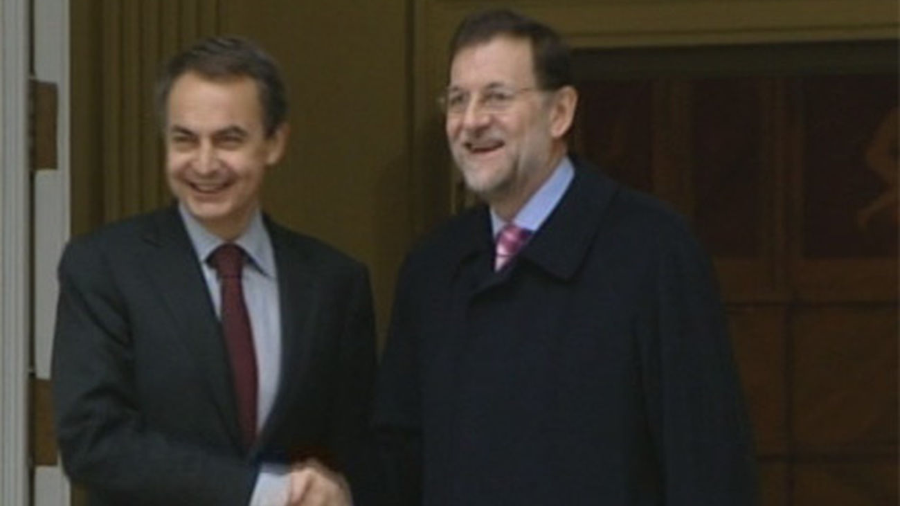 rajoy_Zapatero_moncloa