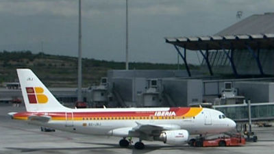 Iberia Express empieza a vender billetes en su página web con promociones