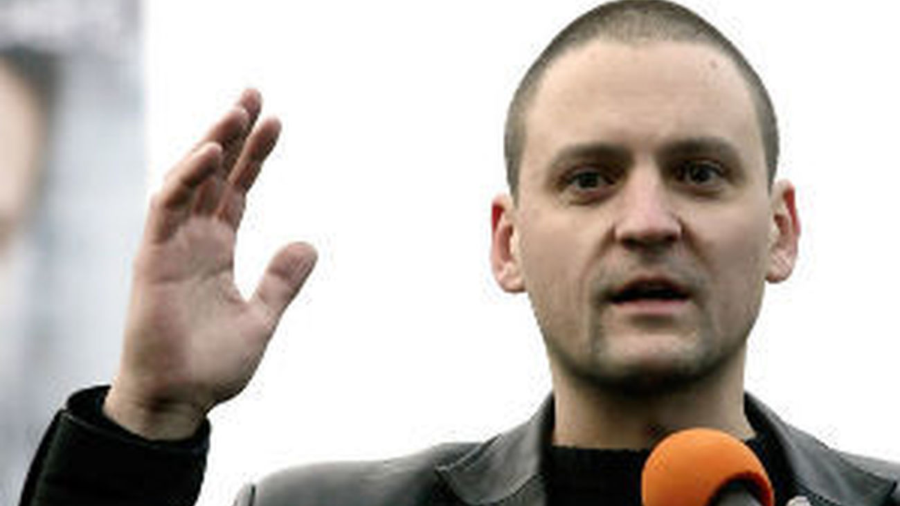 El líder opositor ruso trasladado de prisión a un hospital en "estado crítico"