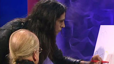 Rappel lee el futuro de Mario Vaquerizo con sus dibujos