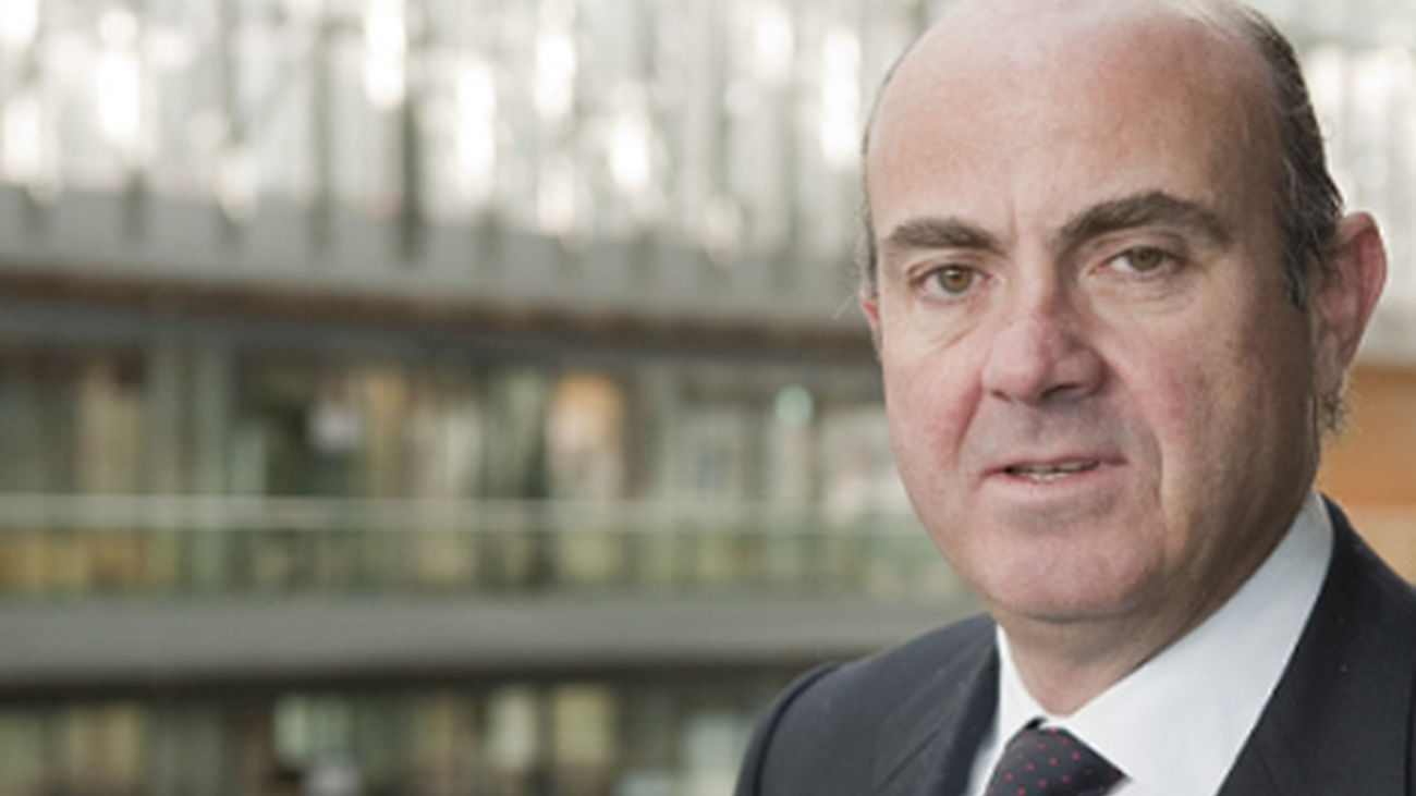 De Guindos prevé que la deuda supere el 78% del PIB en 2012