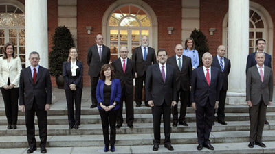 El BOE publica el cese de Rajoy y su gabinete, que pasan a estar en funciones