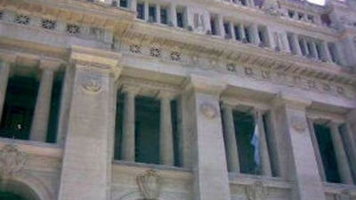 La Justicia argentina pide a España informes sobre ministros de la dictadura de Franco