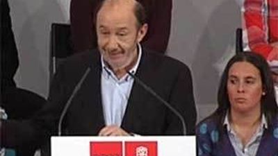 Rubalcaba se postula a liderar el PSOE  con un proyecto de "cambio y unidad"