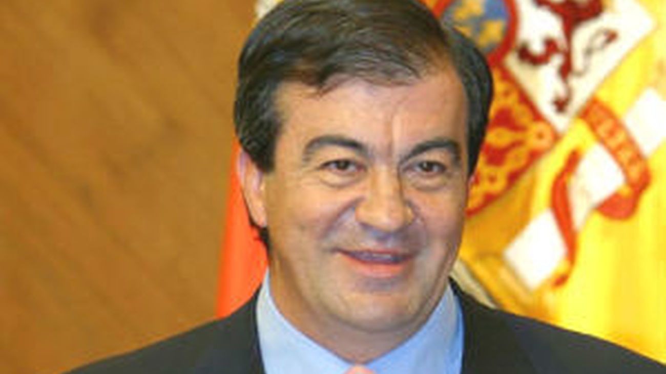 Cascos amenaza con tomar medidas legales si el Gobierno no  da marcha atrás