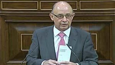 El Congreso convalida el primer ajuste del Gobierno con el apoyo de CiU