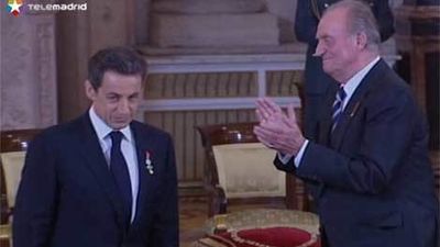 El rey reconoce en Sarkozy la mayor colaboración para poner fin al terrorismo