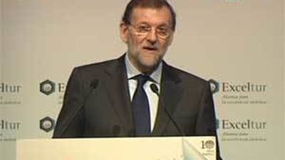 Rajoy reclama a los agentes sociales que "aporten algo de su parte" en la reforma laboral