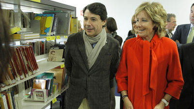 Aguirre inaugura una biblioteca en Tres Cantos con capacidad para más de 80.000 volúmenes