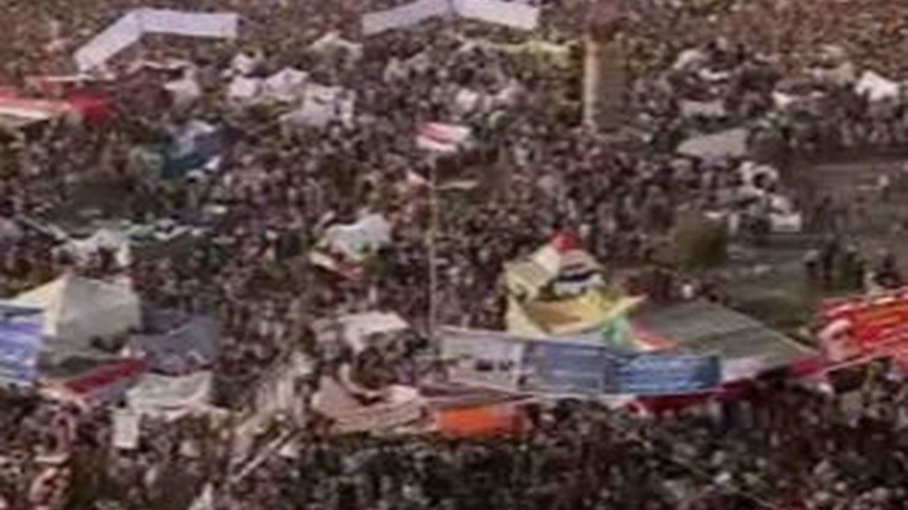 Decenas de miles de egipcios celebran en Tahrir el aniversario de revolución