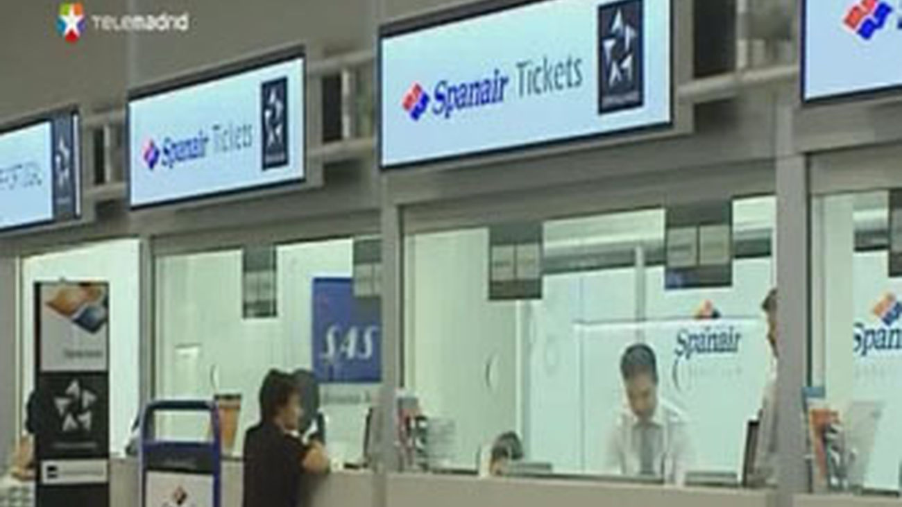 Spanair suspende su actividad de vuelos