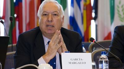 España ve en la licencia bancaria para el fondo rescate una vía contra la especulación